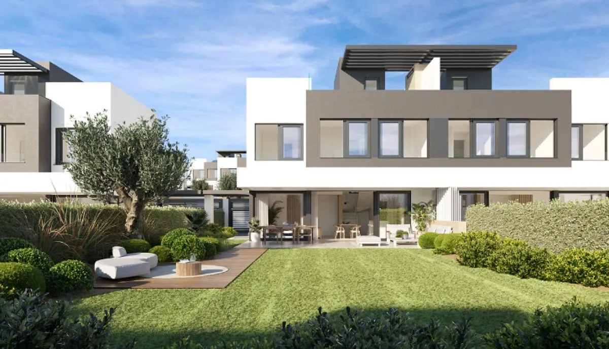 Nouvelle construction Maison mitoyenne Estepona