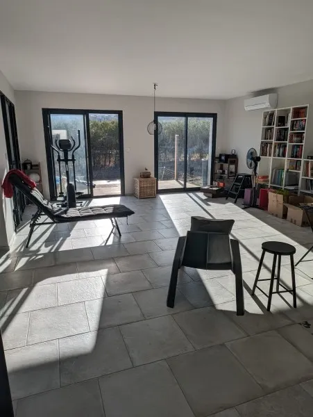 VILLA PLEIN PIED SUR PARCELLE PISCINABLE